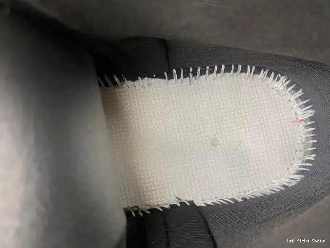 1st Kicks Air Jordan CT8013-010 12 Barons 0603